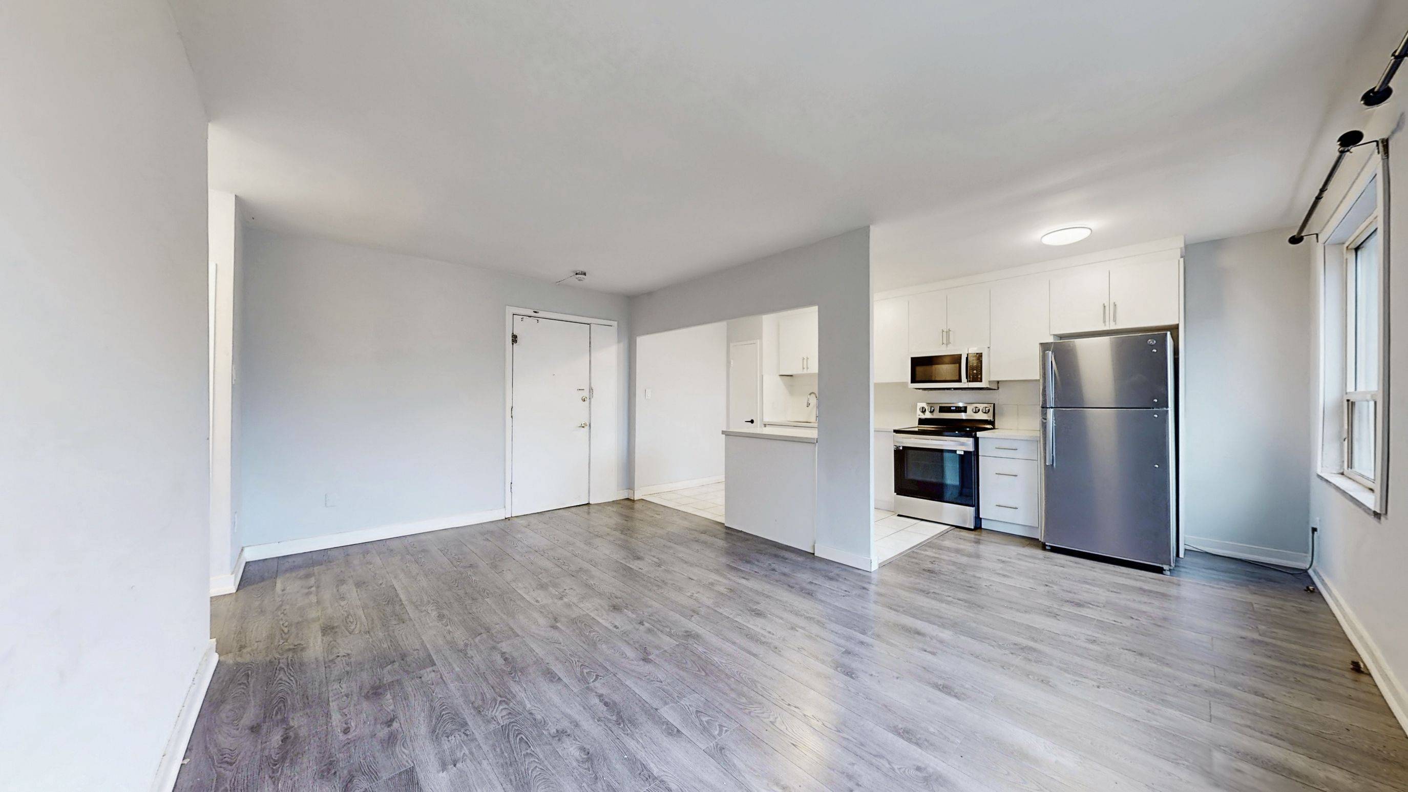 Toronto C11, ON M4G 2L2,896 Eglinton AVE E #308