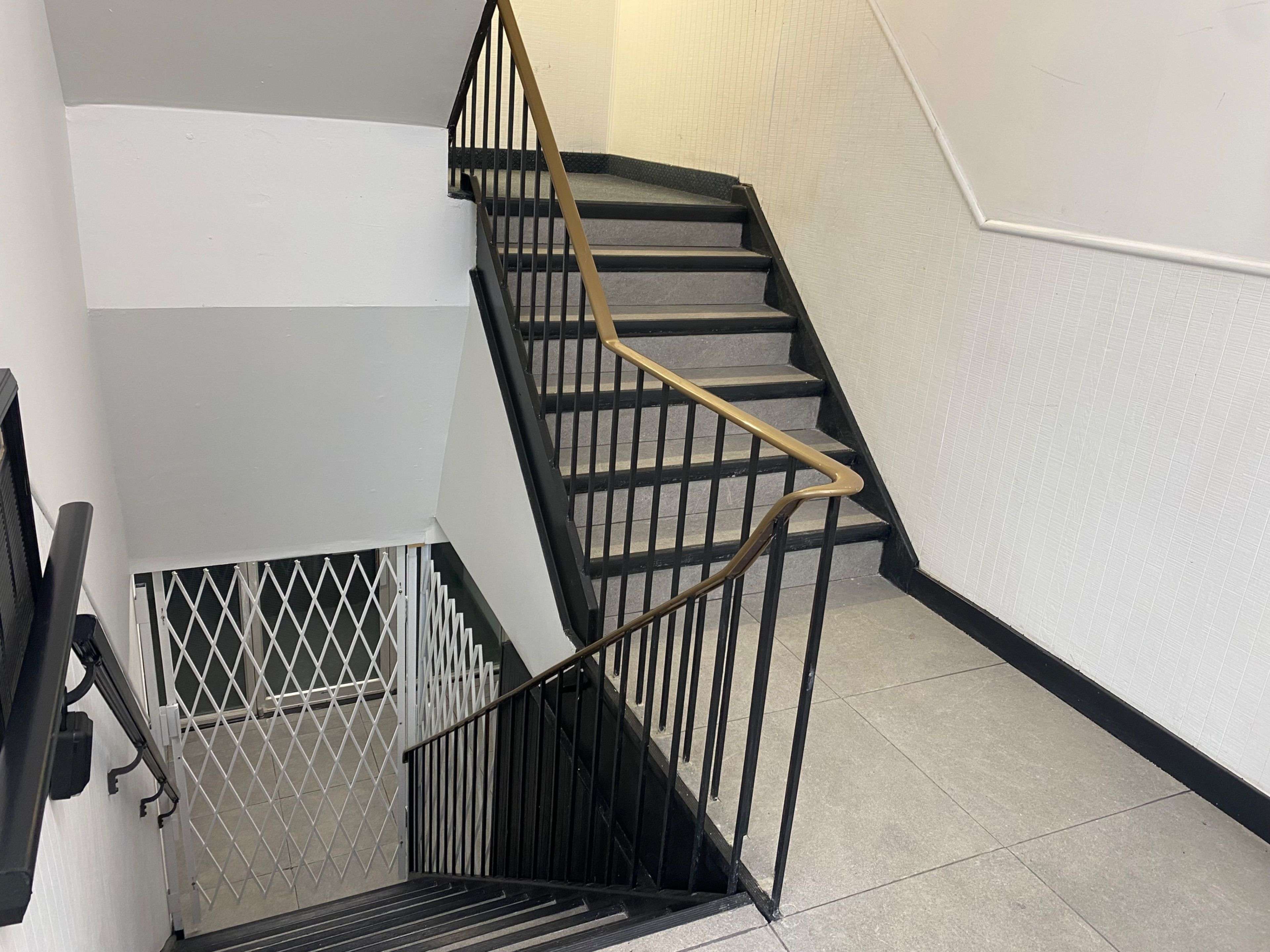 Toronto E02, ON M4C 1L3,2558 Danforth AVE #B101