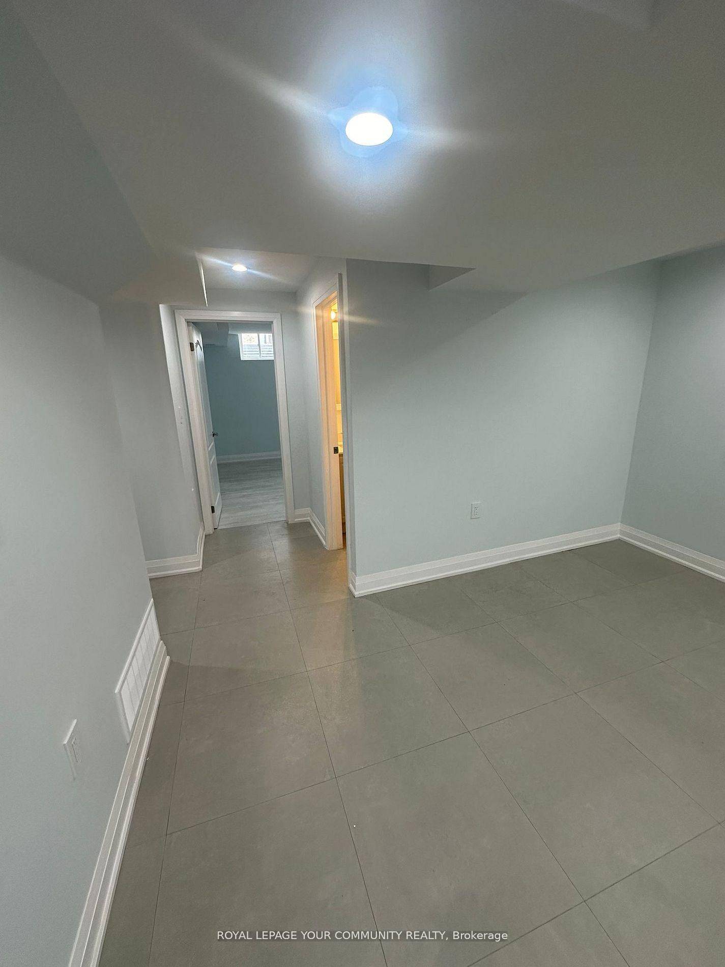 Oshawa, ON L1K 3G2,1229 Shankel RD #BSMT