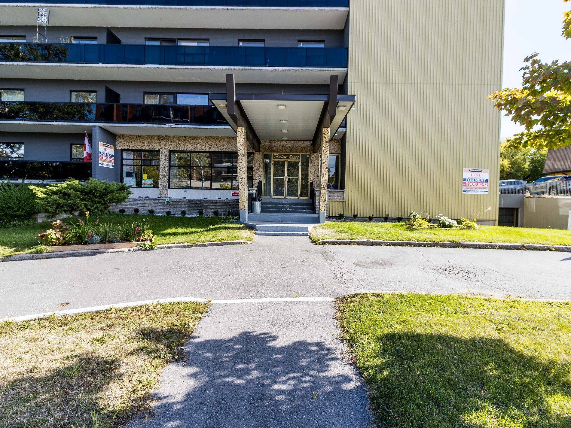 Toronto E04, ON M1R 1P9,1651 VICTORIA PARK AVE #605