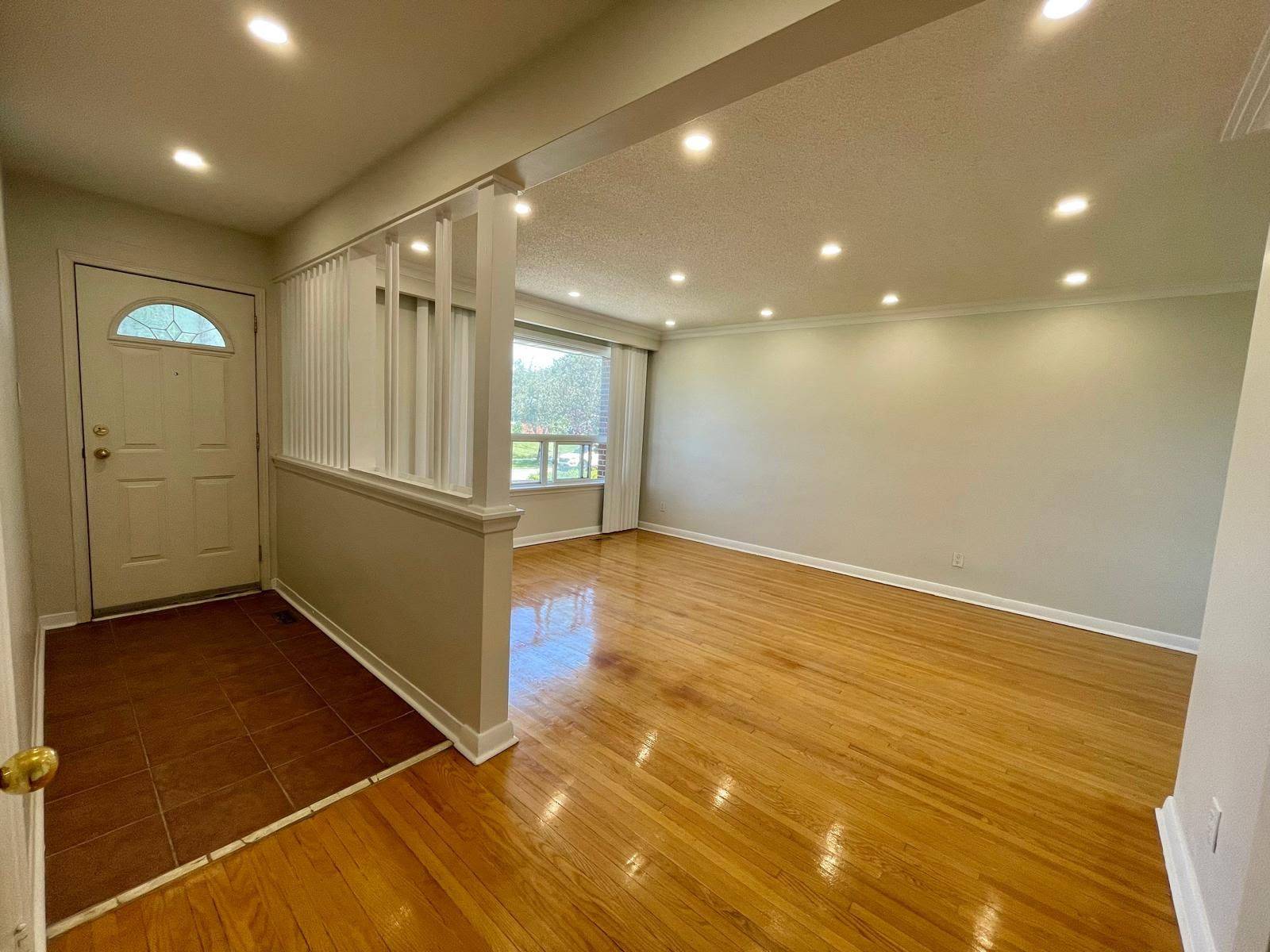 Toronto E09, ON M1G 2Z7,39 Greenock AVE #Room