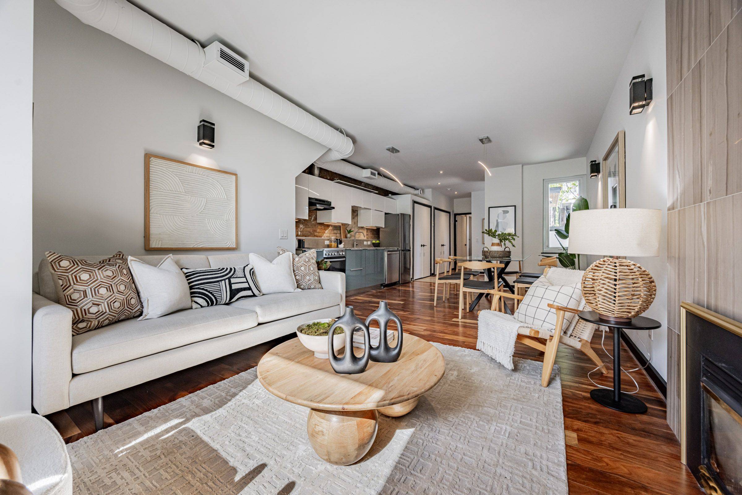 Toronto E01, ON M4K 1J6,38 Wroxeter AVE