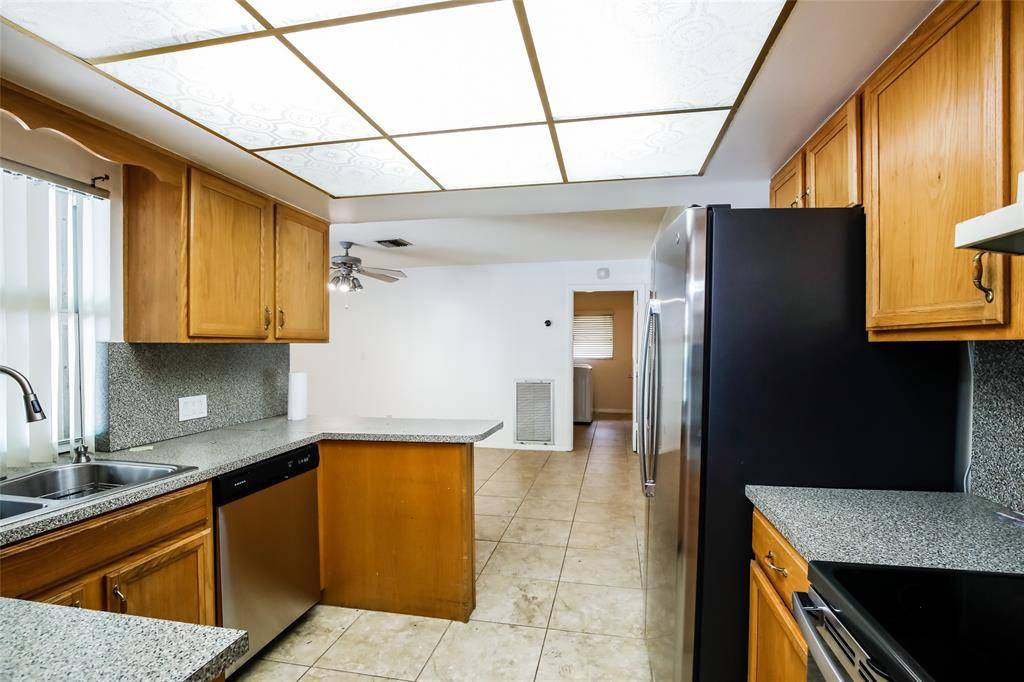 Coral Springs, FL 33065,11275 NW 37th Ct