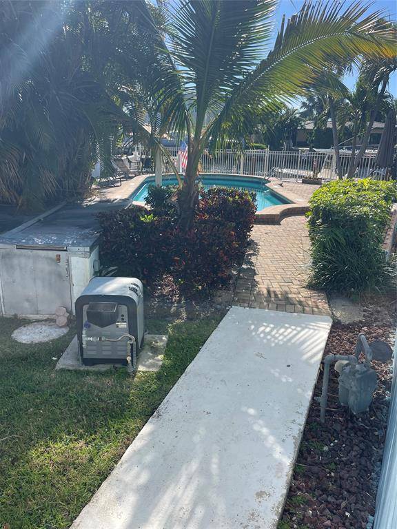 Pompano Beach, FL 33060,1100 Pine Dr #201