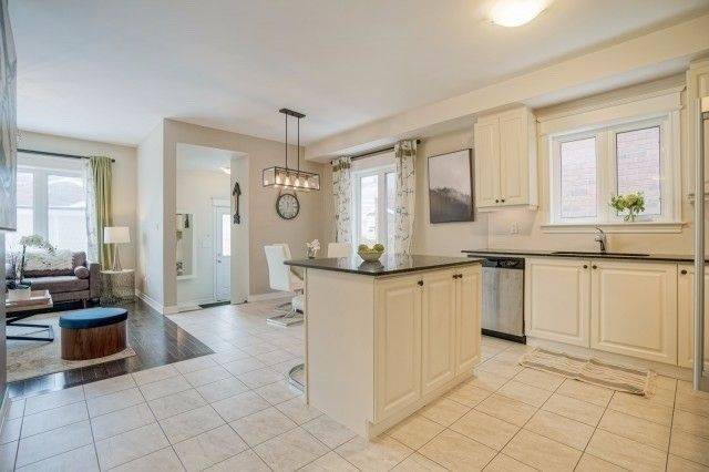 Richmond Hill, ON L4E 1B9,24 Plantain LN