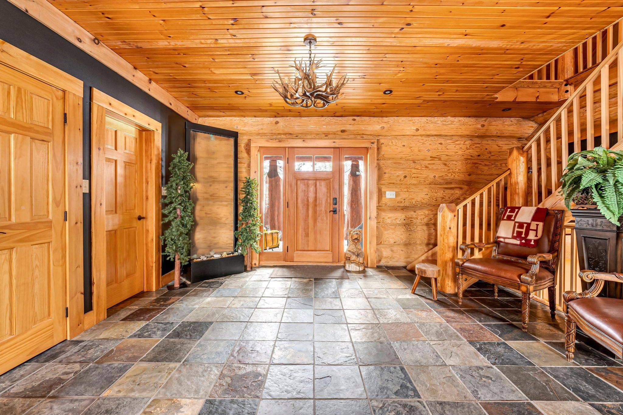 Oro-medonte, ON L0L 1T0,11 Nevis Ridge DR