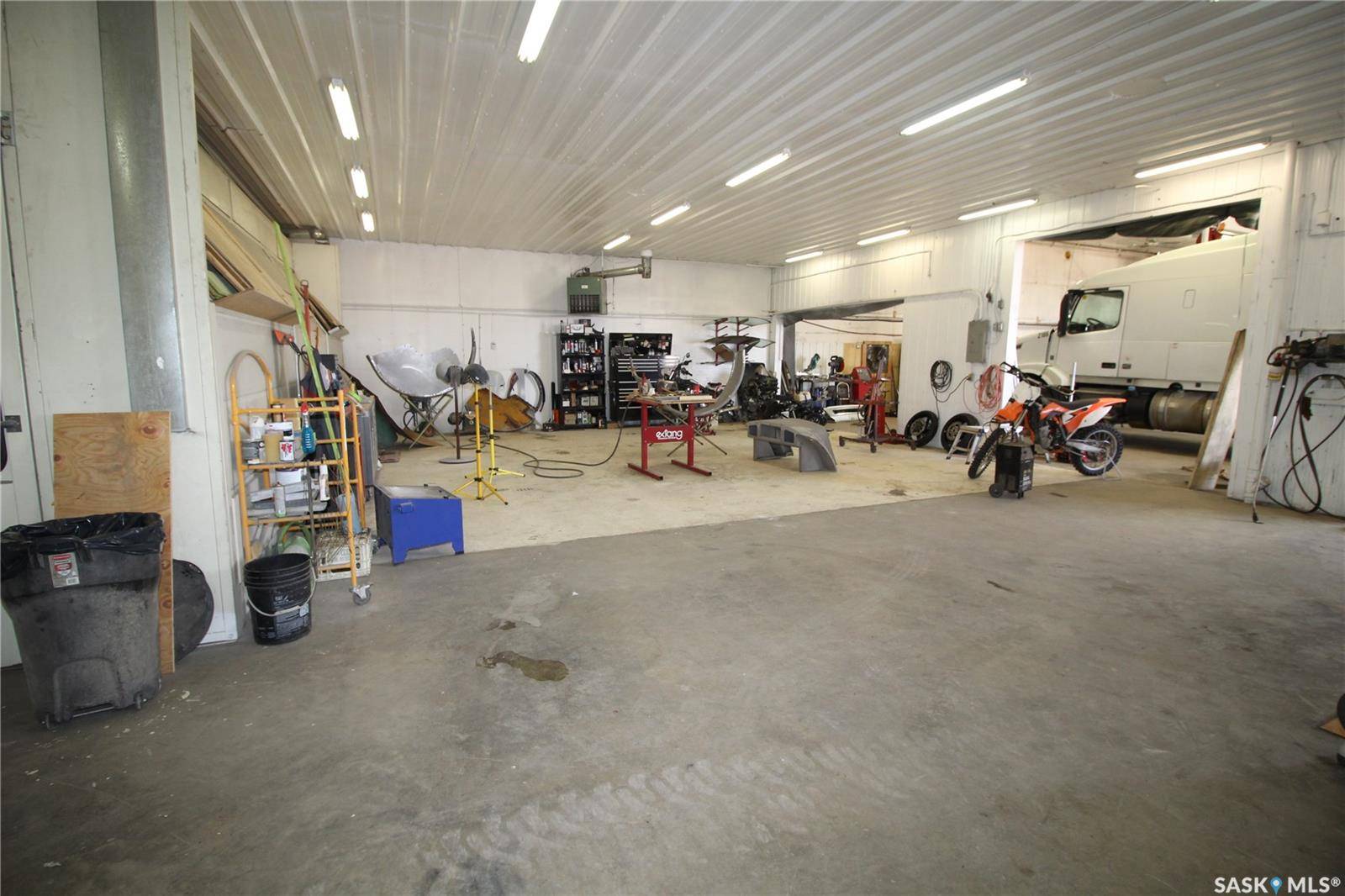 Battleford, SK S0M 0E0,102 5th AVENUE W