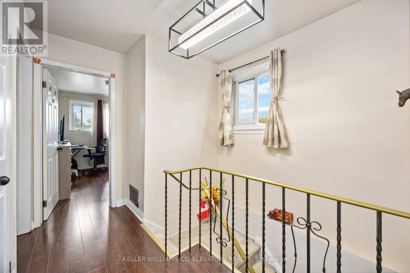 Mississauga, ON L4T 1N7,3073 Ireson CT #UPPER