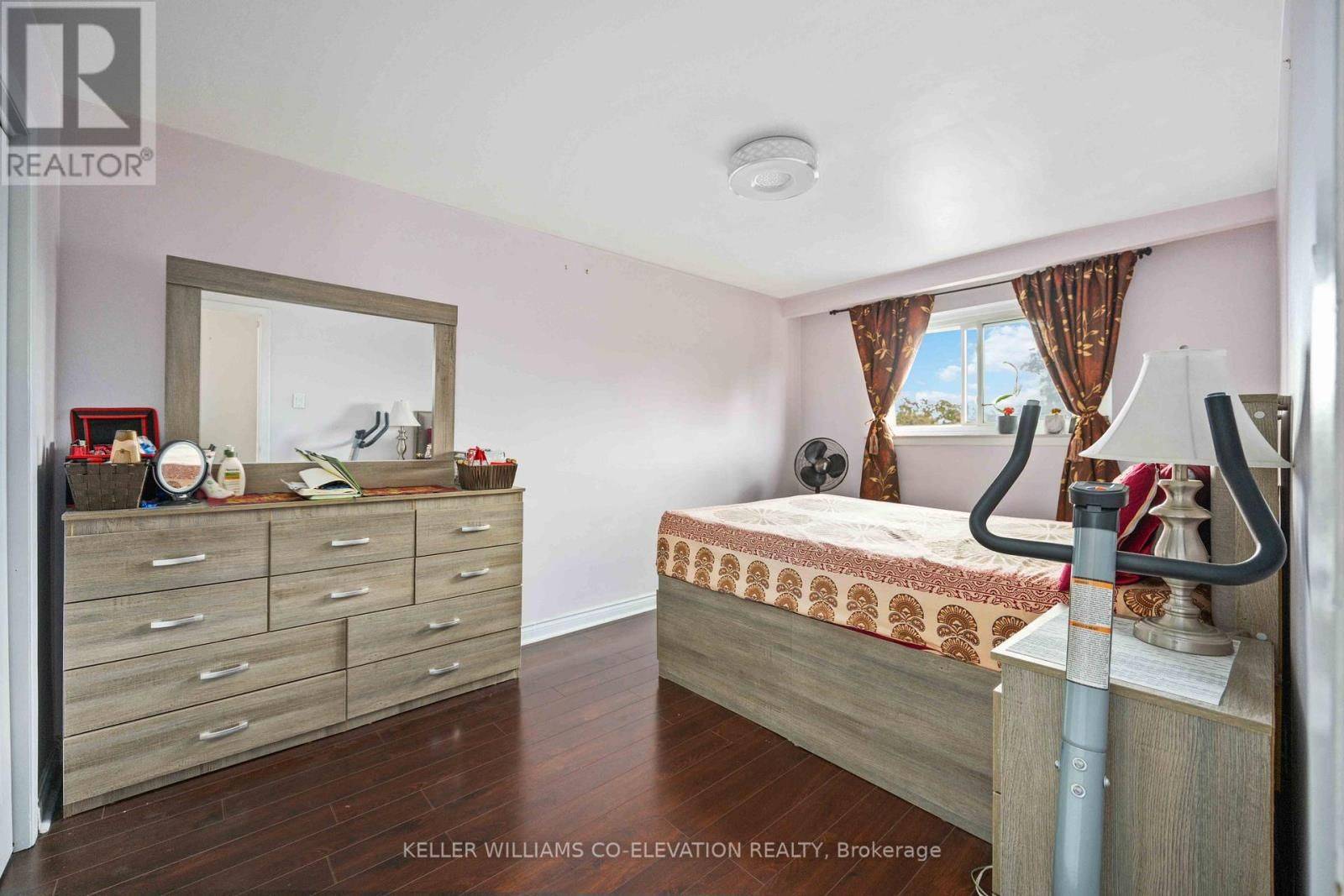 Mississauga, ON L4T 1N7,3073 Ireson CT #UPPER