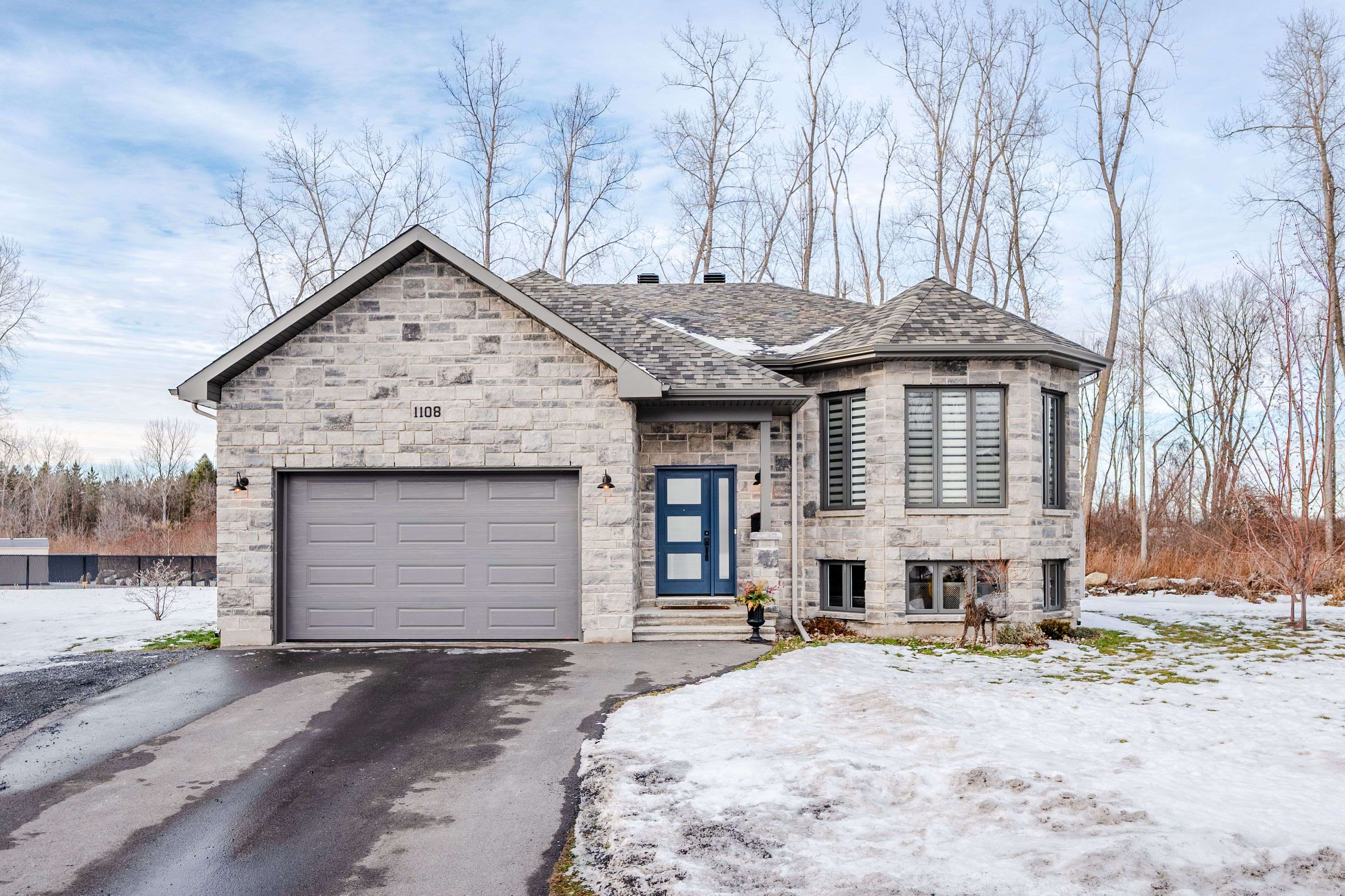 Cornwall, ON K6J 0C1,1108 Nicolas CRES