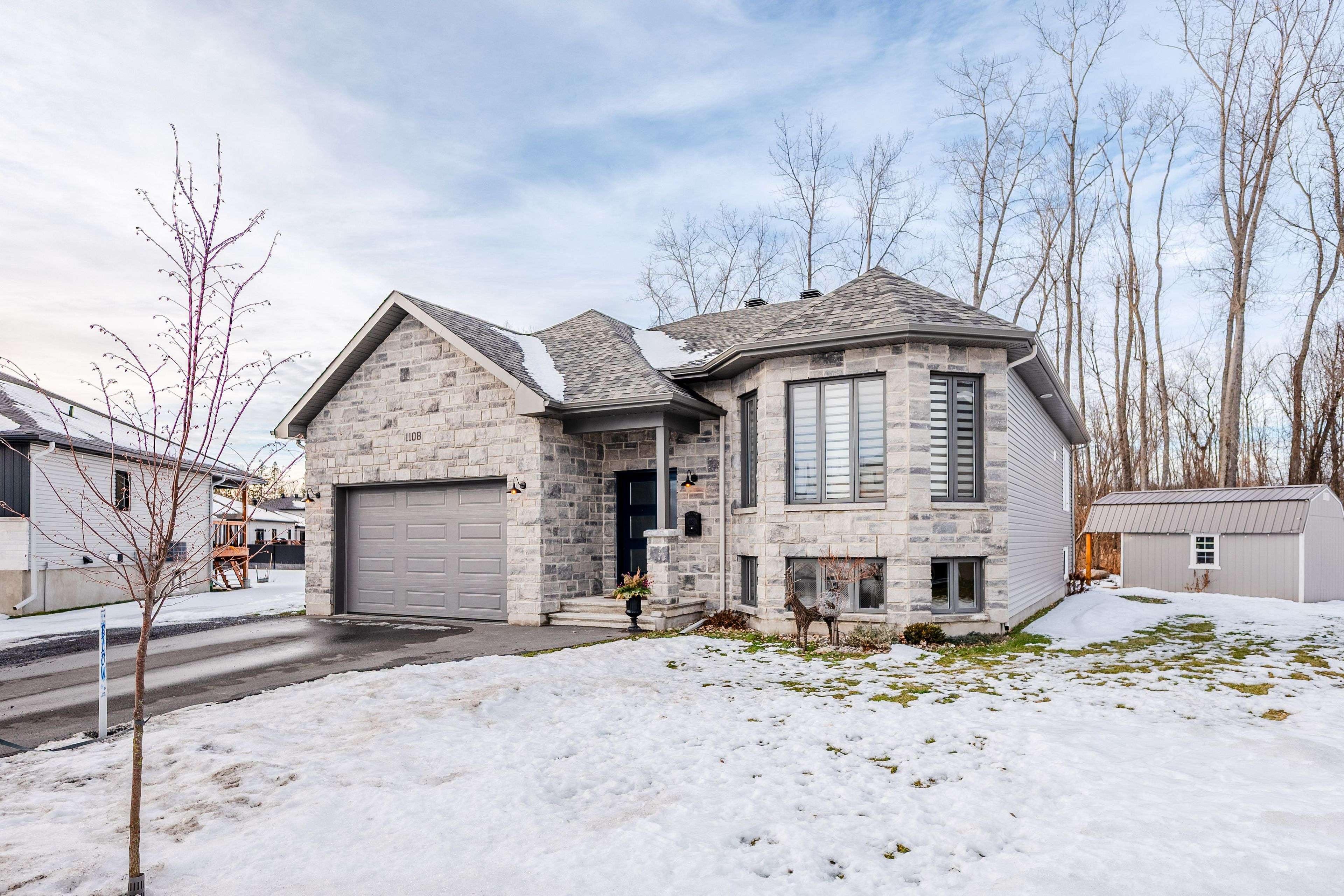 Cornwall, ON K6J 0C1,1108 Nicolas CRES