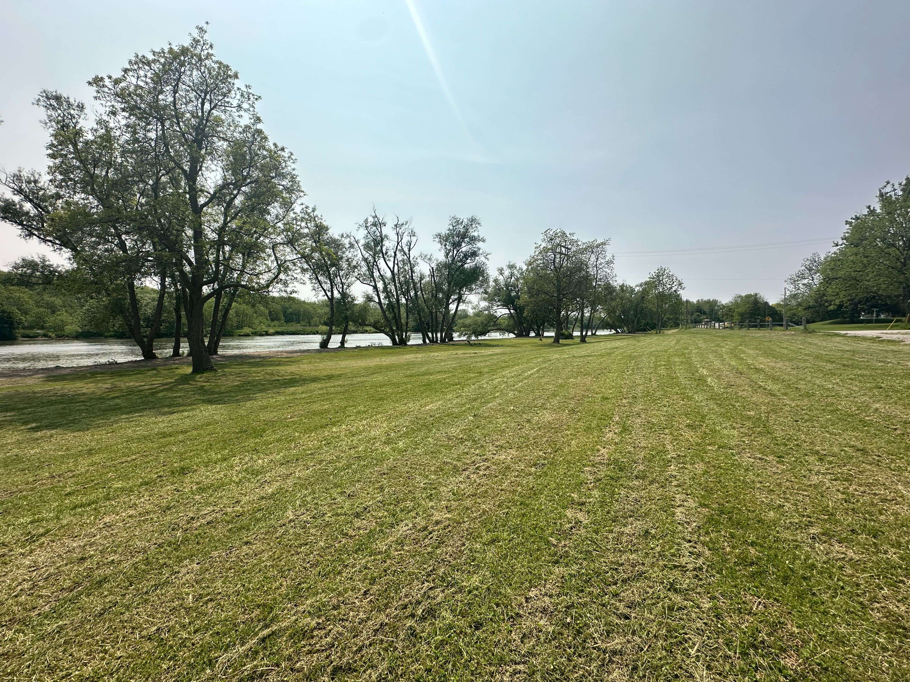 Haldimand, ON N3W 1B2,489 Caithness ST E