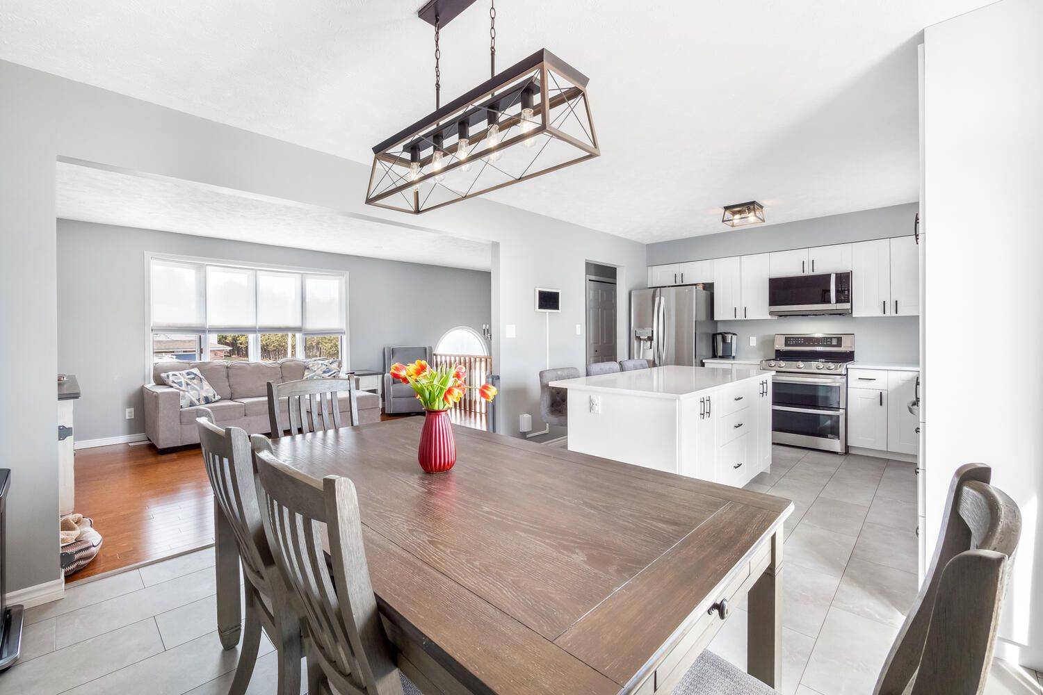 Owen Sound, ON N4K 6S5,2667 8th AVE E