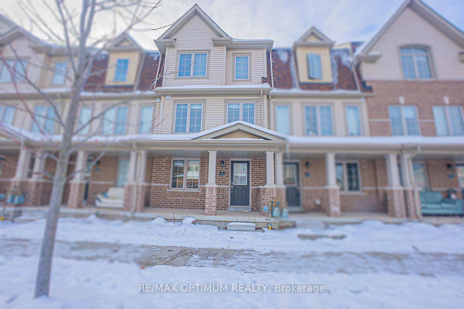 Cambridge, ON N3H 5L5,600 Linden DR