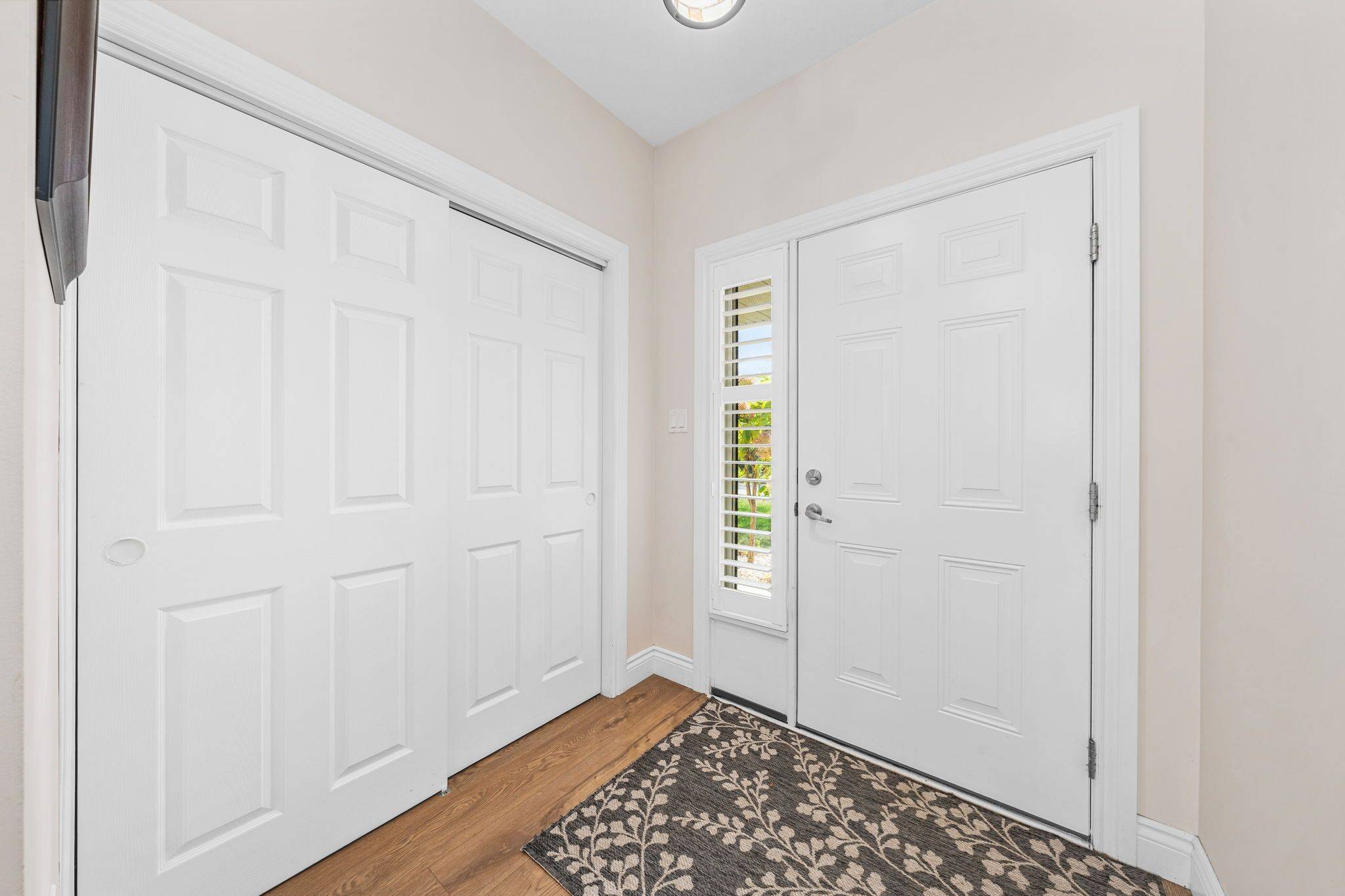 Lambton Shores, ON N0N 1J0,5969 TOWNSEND Line #6