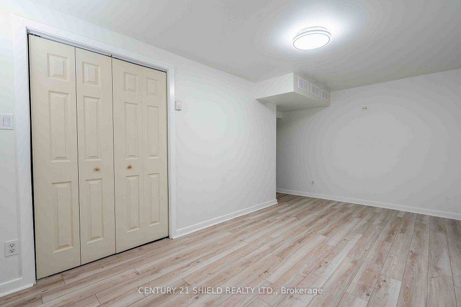 South Glengarry, ON K0C 2J0,18915 Glen RD