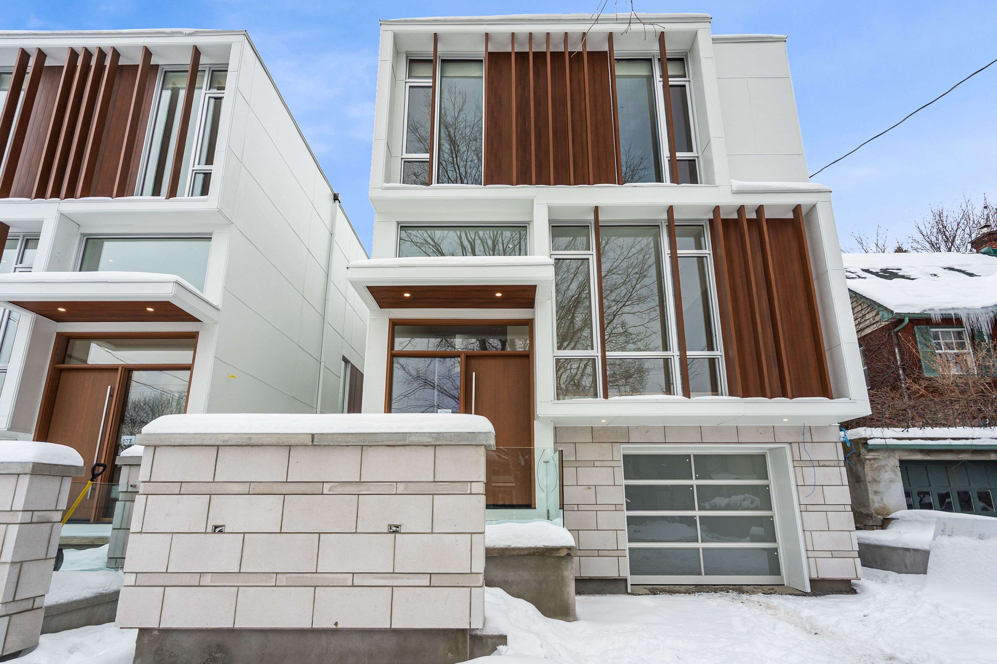 Carlingwood - Westboro And Area, ON K2A 1W7,579 Melbourne AVE