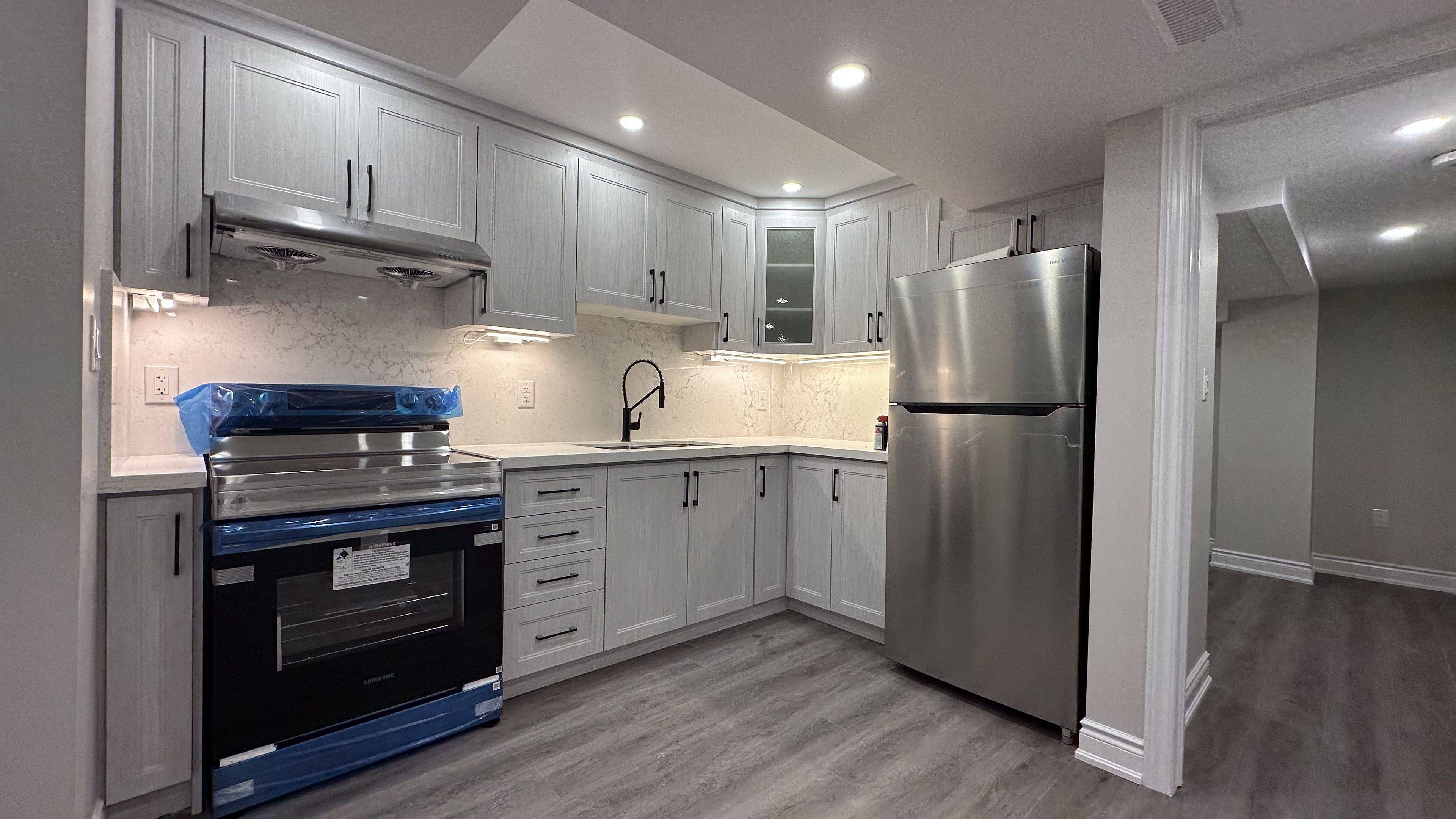 Hamilton, ON L8B 1Z3,12 Trailbank GDNS