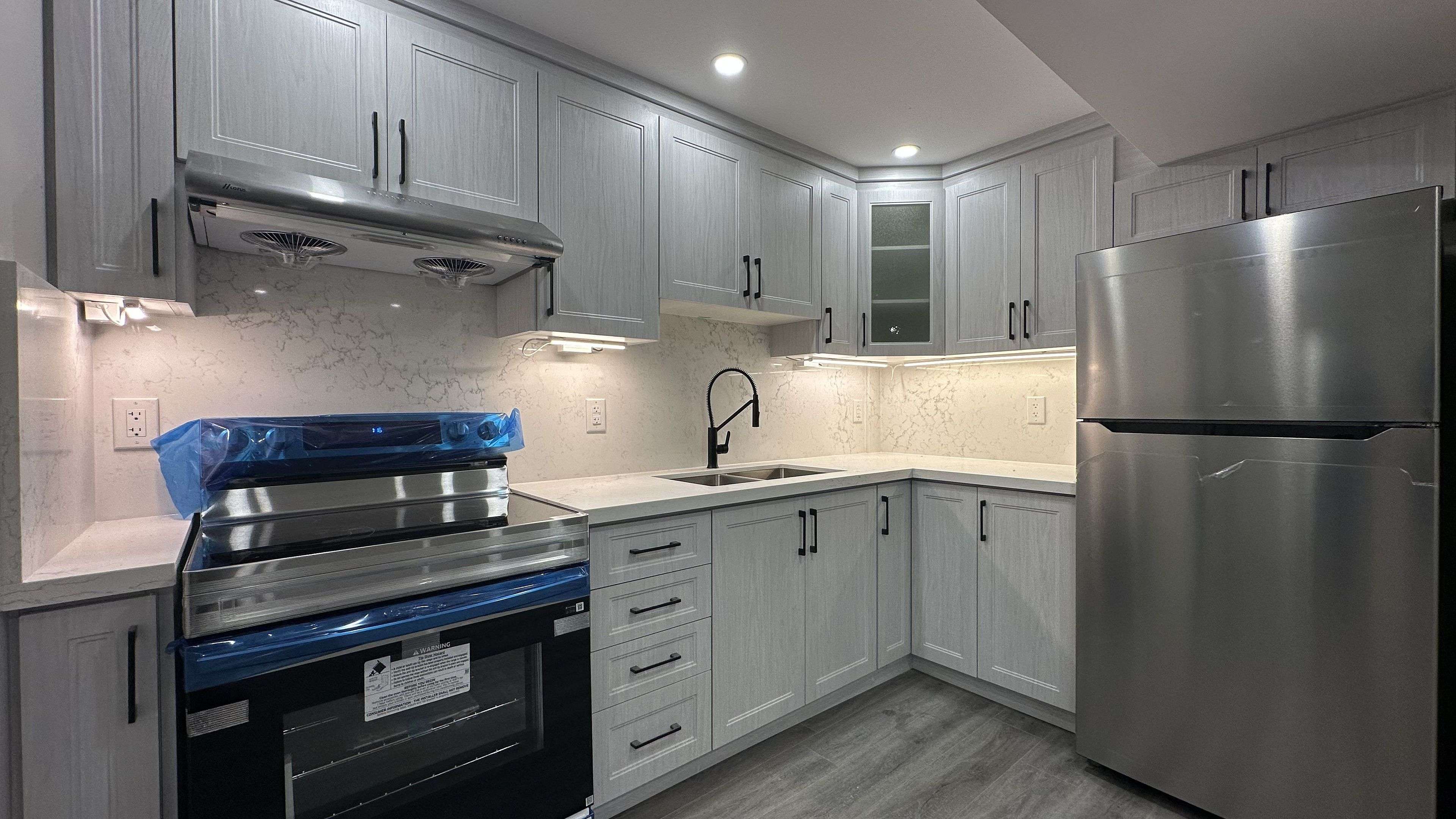 Hamilton, ON L8B 1Z3,12 Trailbank GDNS