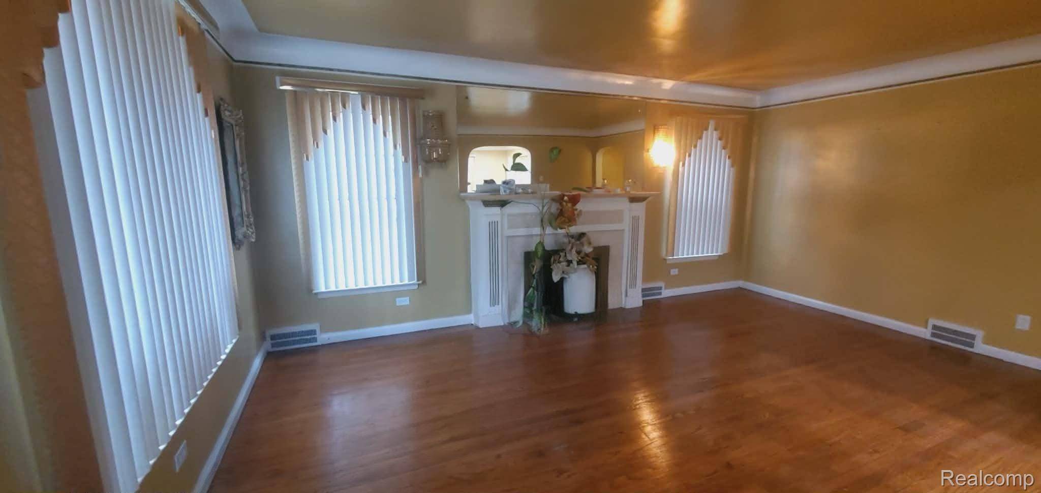 Detroit, MI 48224,11334 Balfour RD