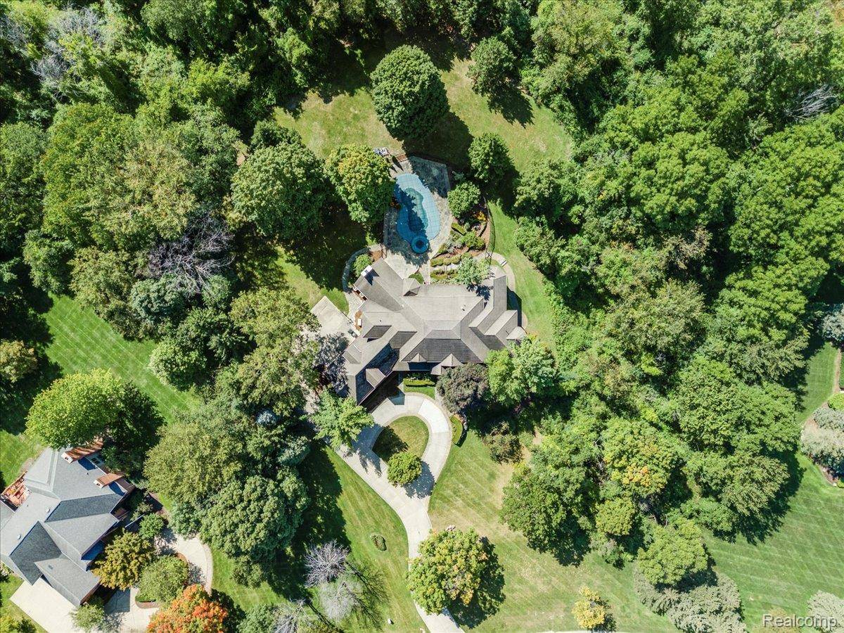 Rochester, MI 48306,630 Sheldon CT