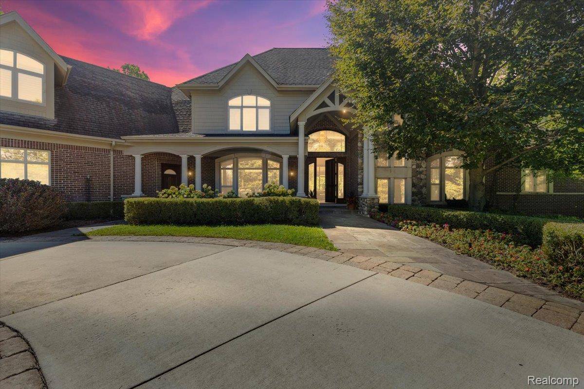 Rochester, MI 48306,630 Sheldon CT