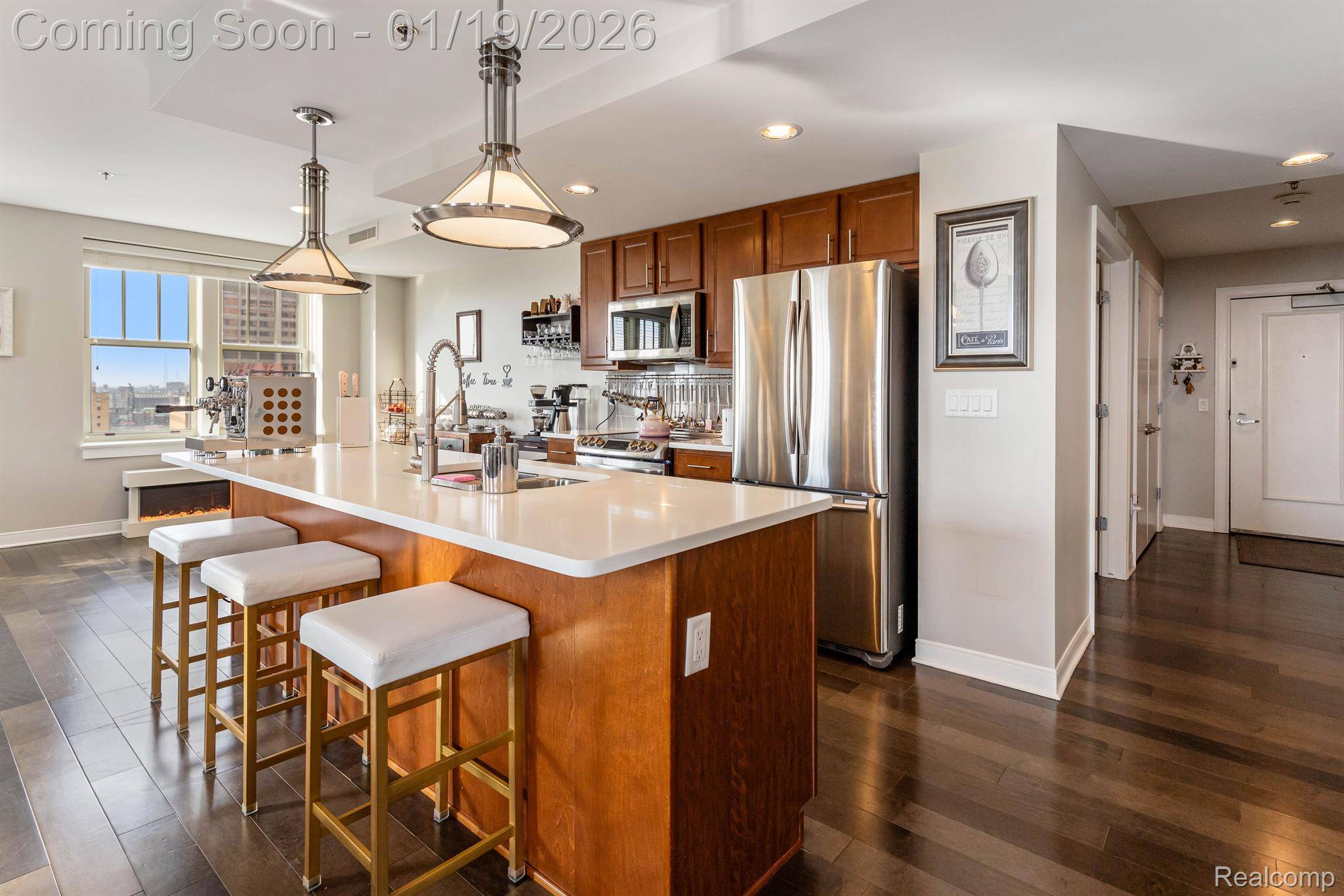 Detroit, MI 48226,525 W Lafayette BLVD #16B