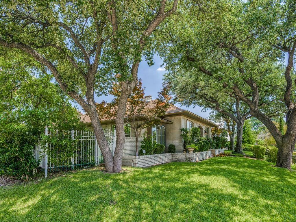 Dallas, TX 75231,8414 Clover Meadow Drive