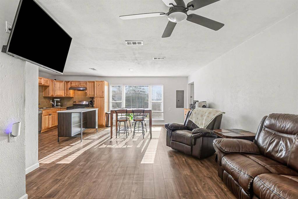 Fort Worth, TX 76135,6405 Claude Court