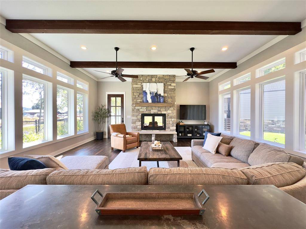 Scroggins, TX 75480,800 King Leonard Court