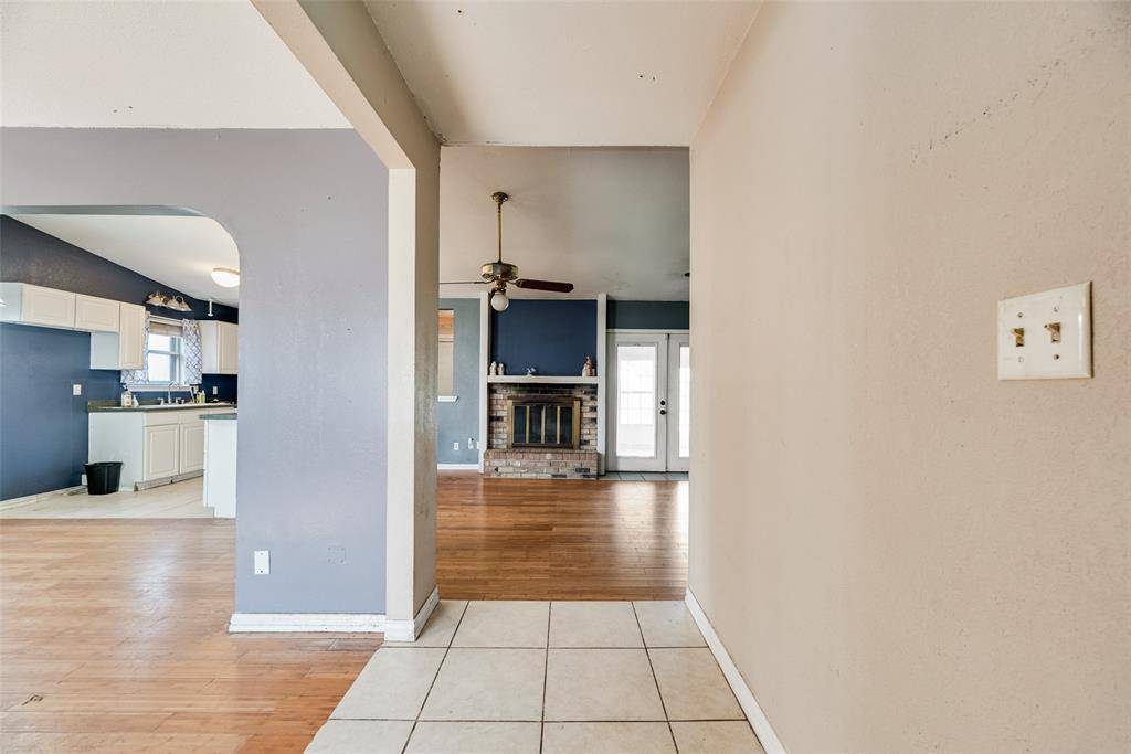 Garland, TX 75044,2025 Tiehack Lane