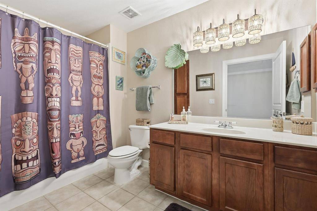 Grand Prairie, TX 75051,863 Lindbergh Lane