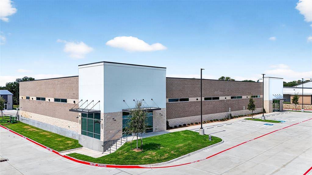 Sherman, TX 75092,304 Progress Drive #B