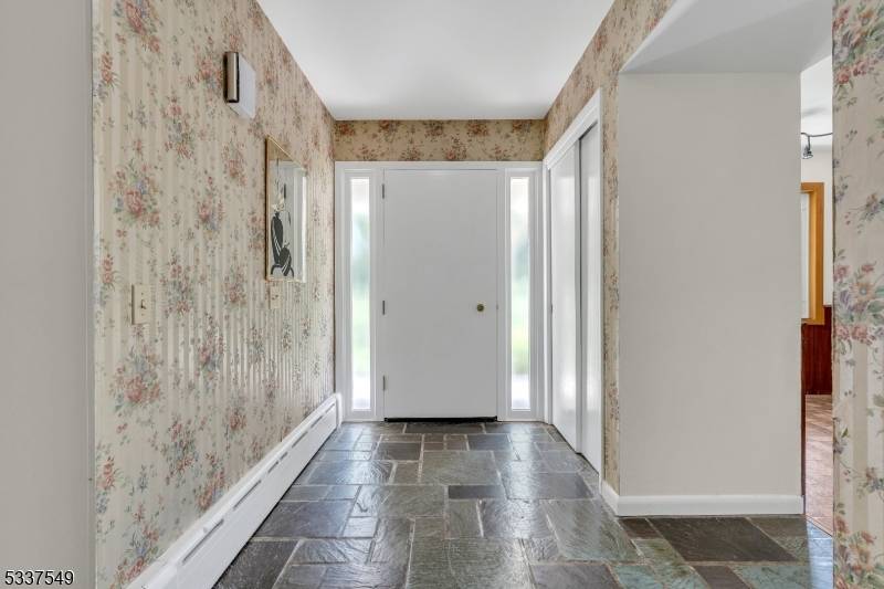 Raritan Twp., NJ 08822,41 Cherryville Hollow Rd