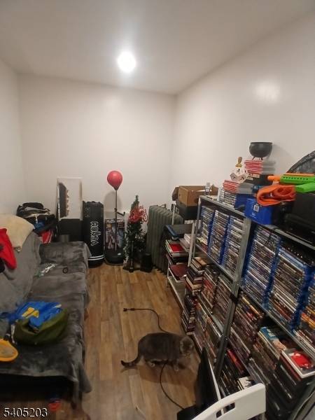 Newark City, NJ 07107,454 N 11Th St