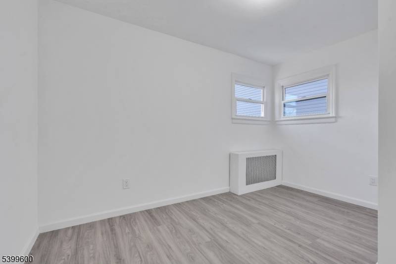 Carteret Boro, NJ 07008,18 John St