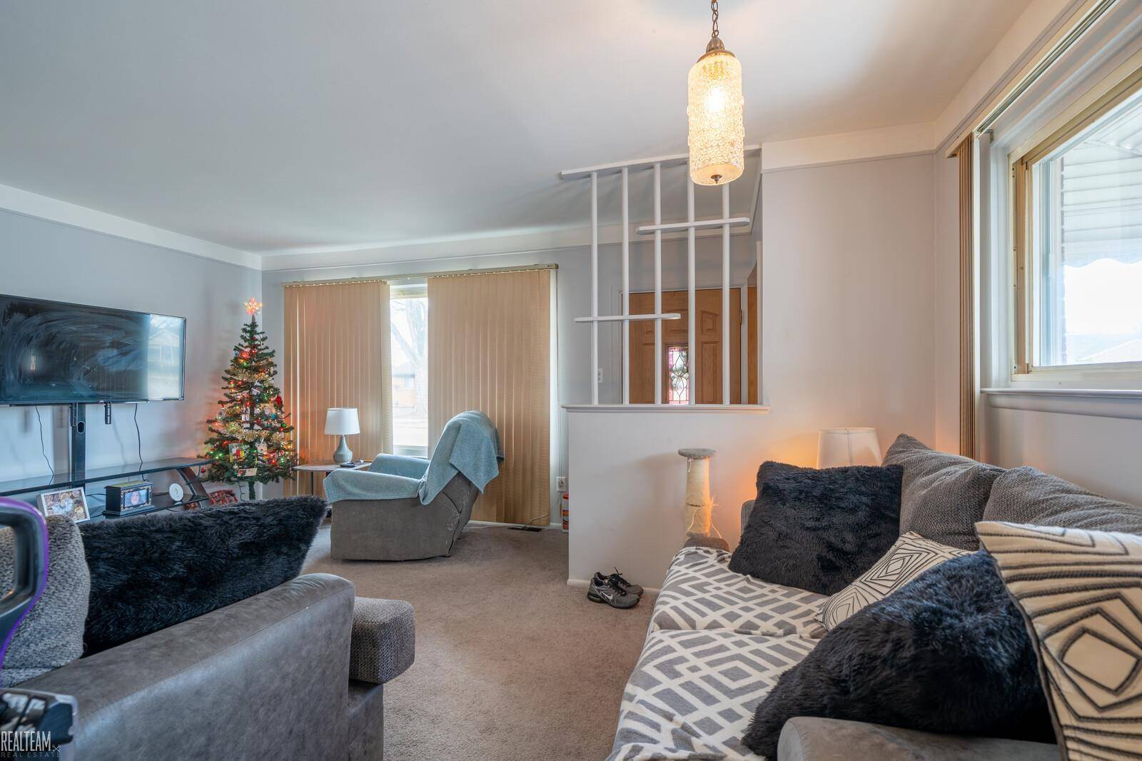 Saint Clair Shores, MI 48081,21612 Bon Brae ST