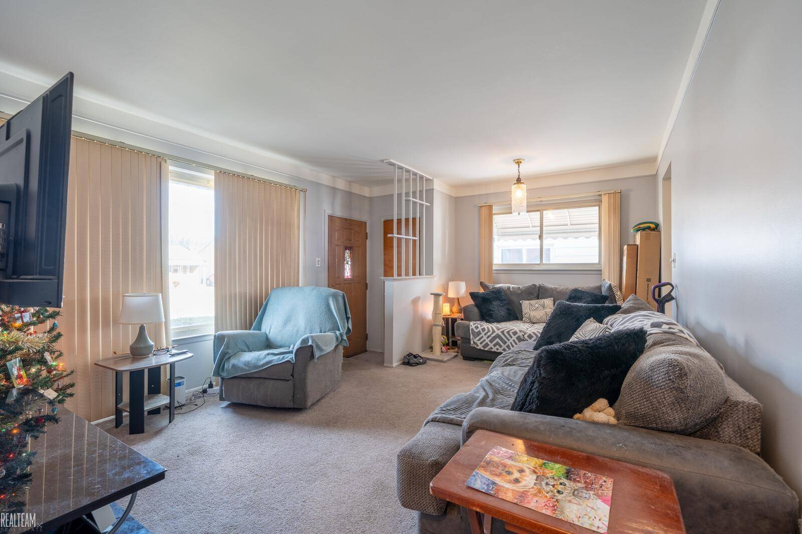 Saint Clair Shores, MI 48081,21612 Bon Brae ST