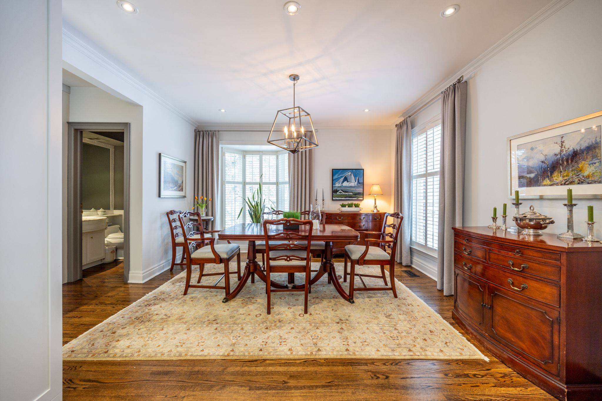 Toronto C09, ON M4W 2R3,68 Cluny DR