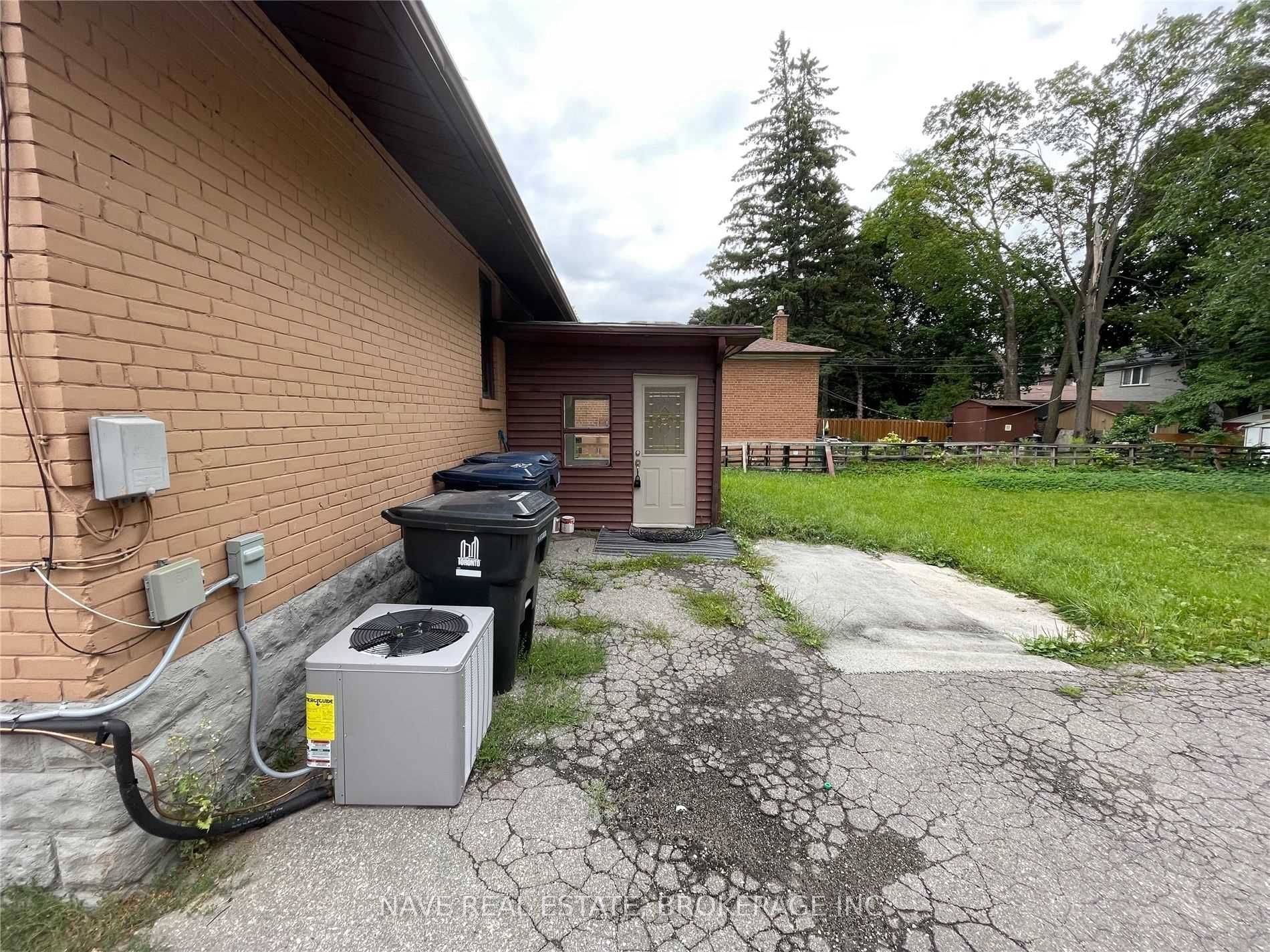 Toronto C14, ON M2M 3Y4,87 Steeles AVE E #UNIT 'A'