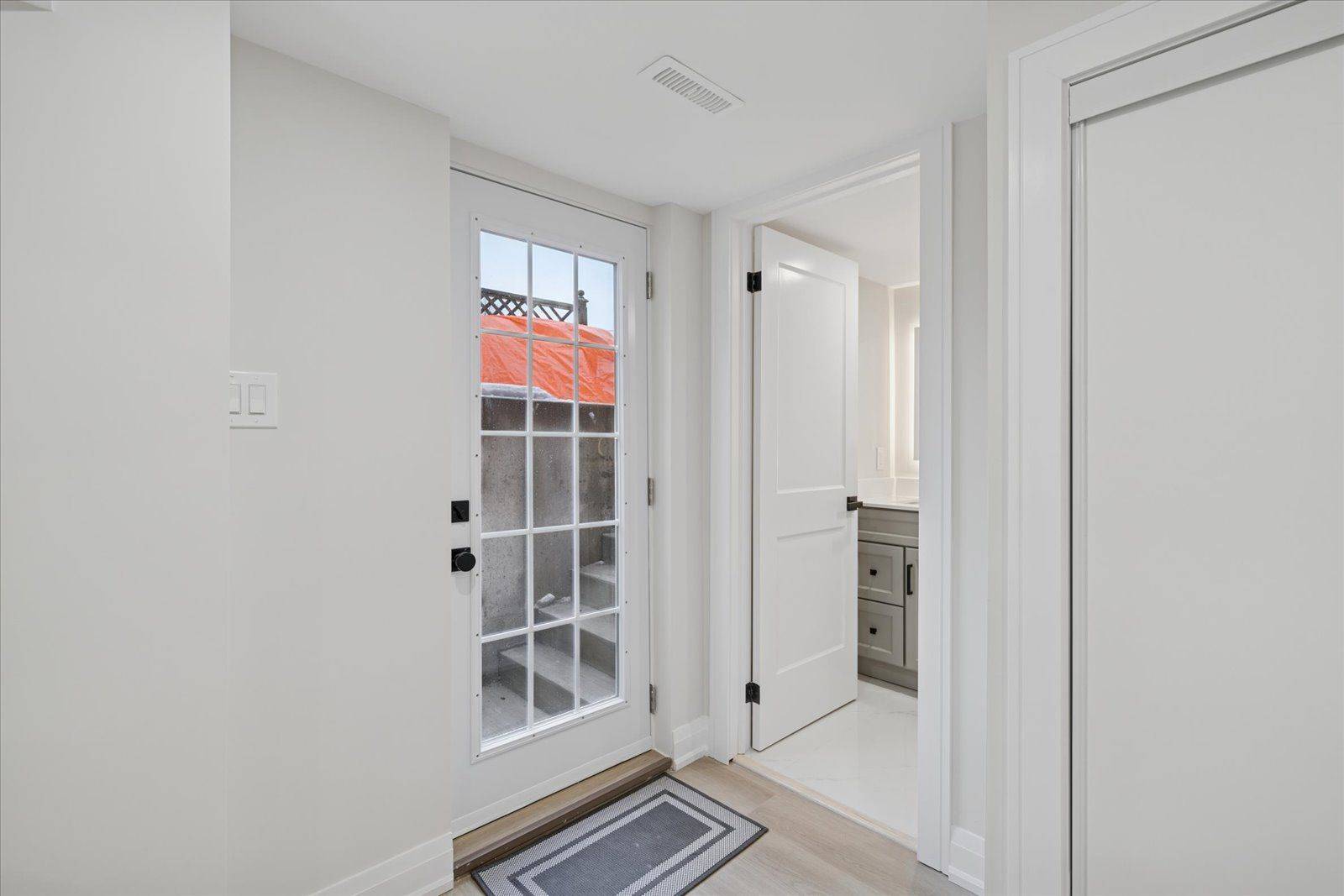 Whitby, ON L1N 8N8,19 Limestone CRES