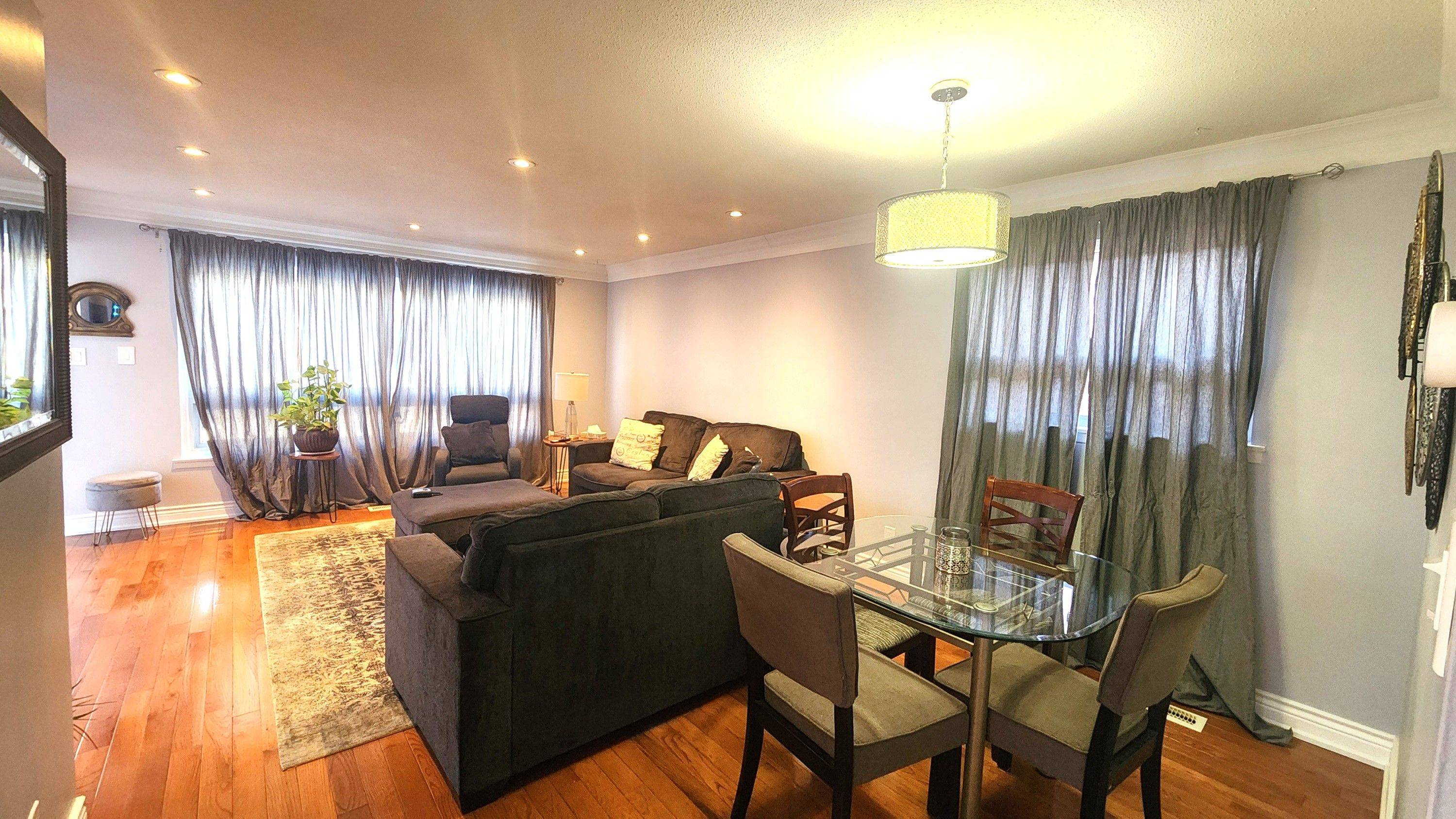 Toronto E11, ON M1B 1H6,317 Burrows Hall BLVD