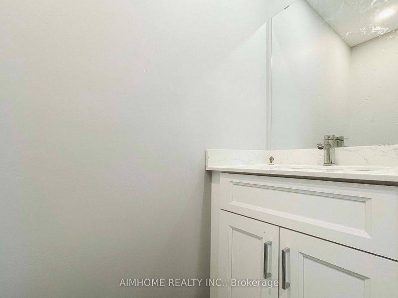 Toronto E09, ON M1P 4G1,60 Meldazy DR #Main