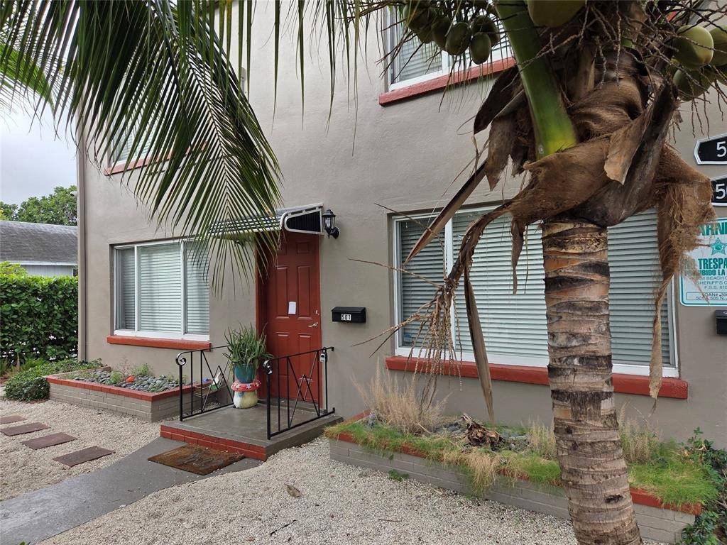 Lake Worth Beach, FL 33460,501 N J Street #2 #2