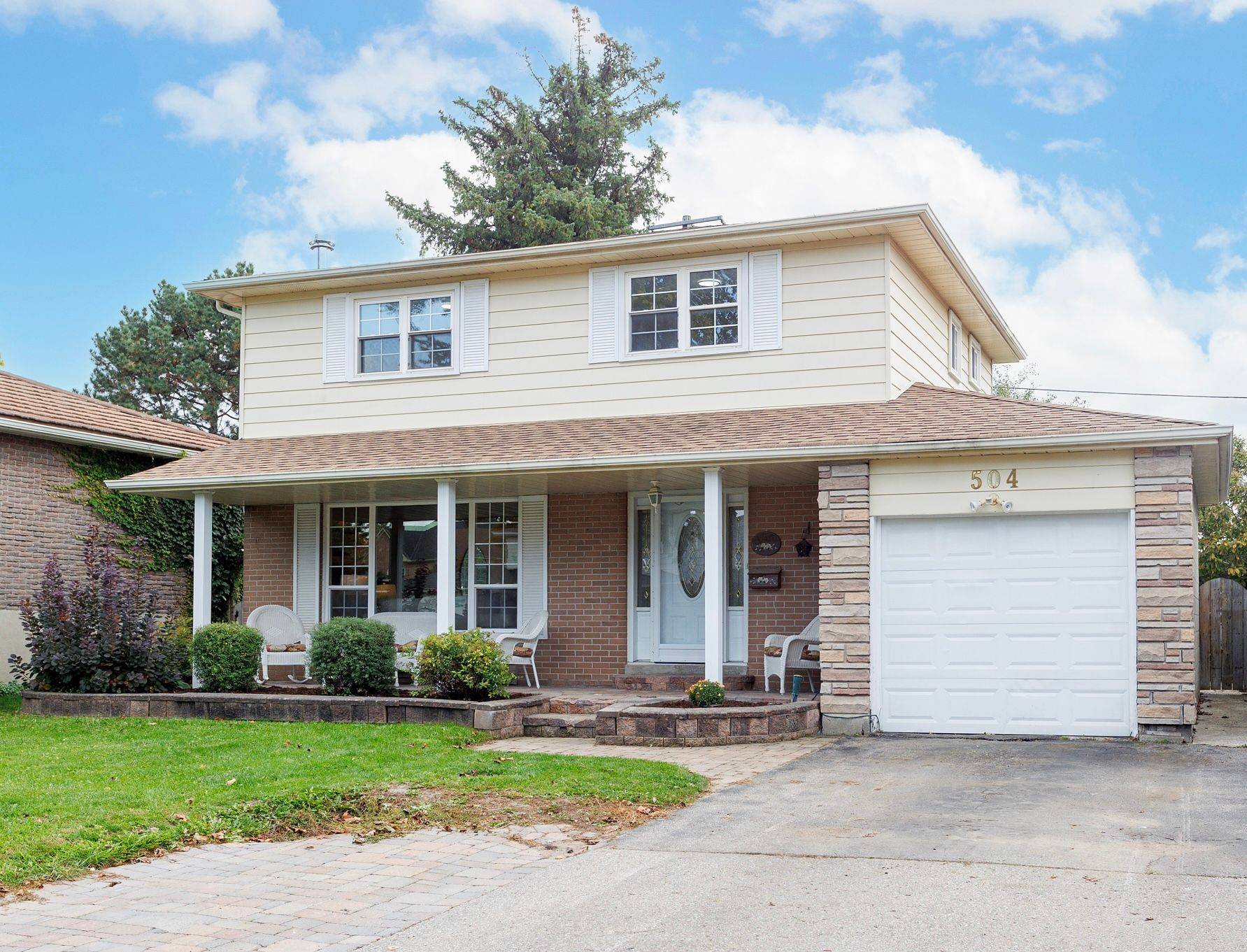 Whitchurch-stouffville, ON L4A 2S1,504 Elm RD