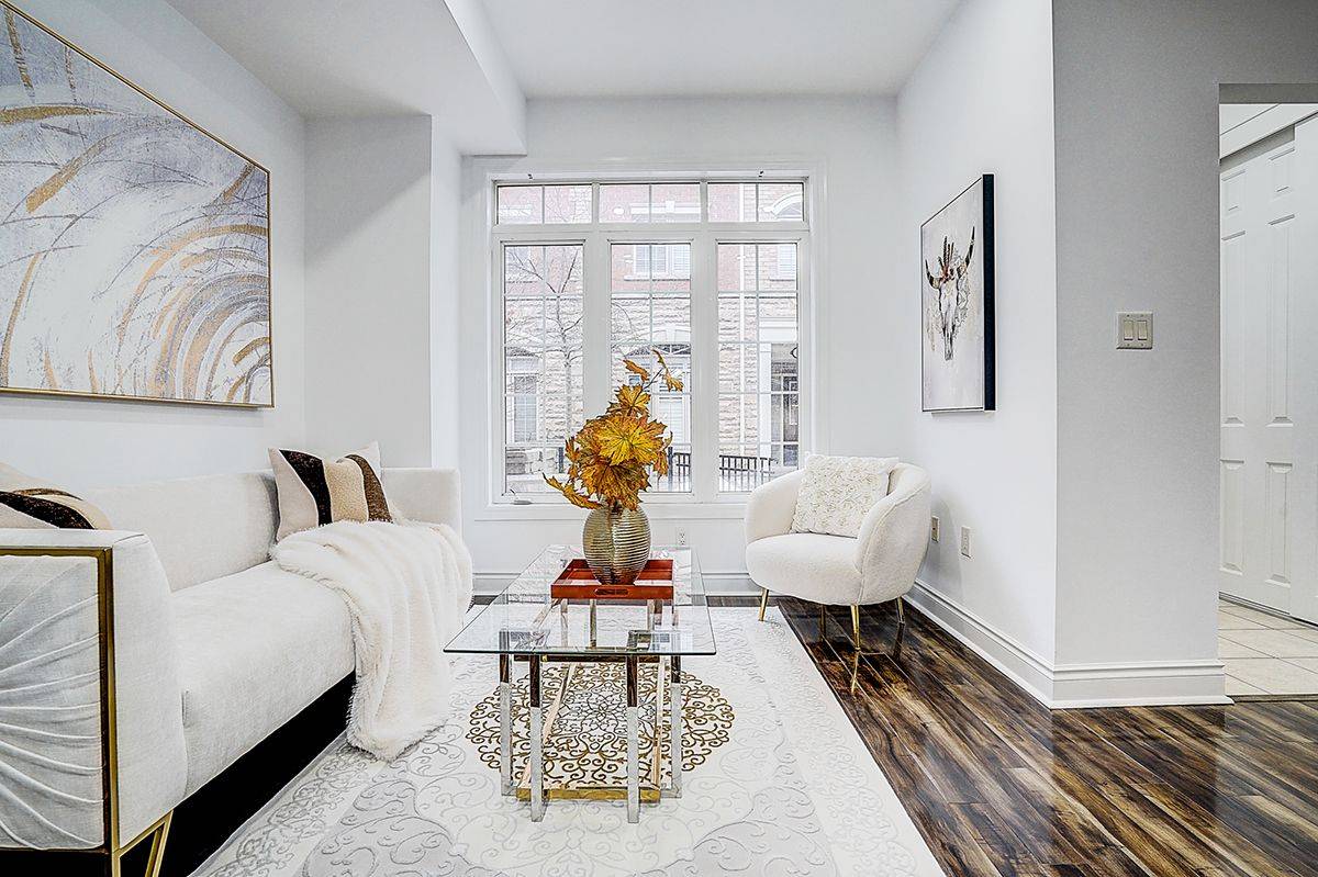 Vaughan, ON L4J 0E3,8 Brighton PL #50