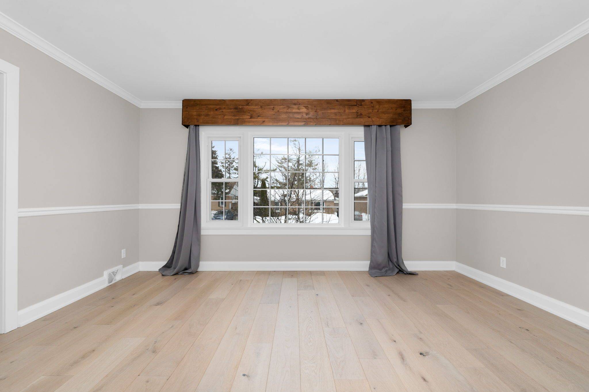 Barrie, ON L4M 3N5,50 Newton ST