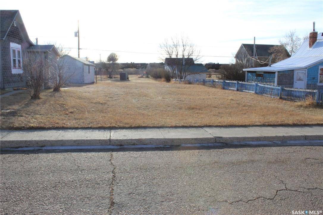 Shaunavon, SK S0N 2M0,274 2nd AVENUE E