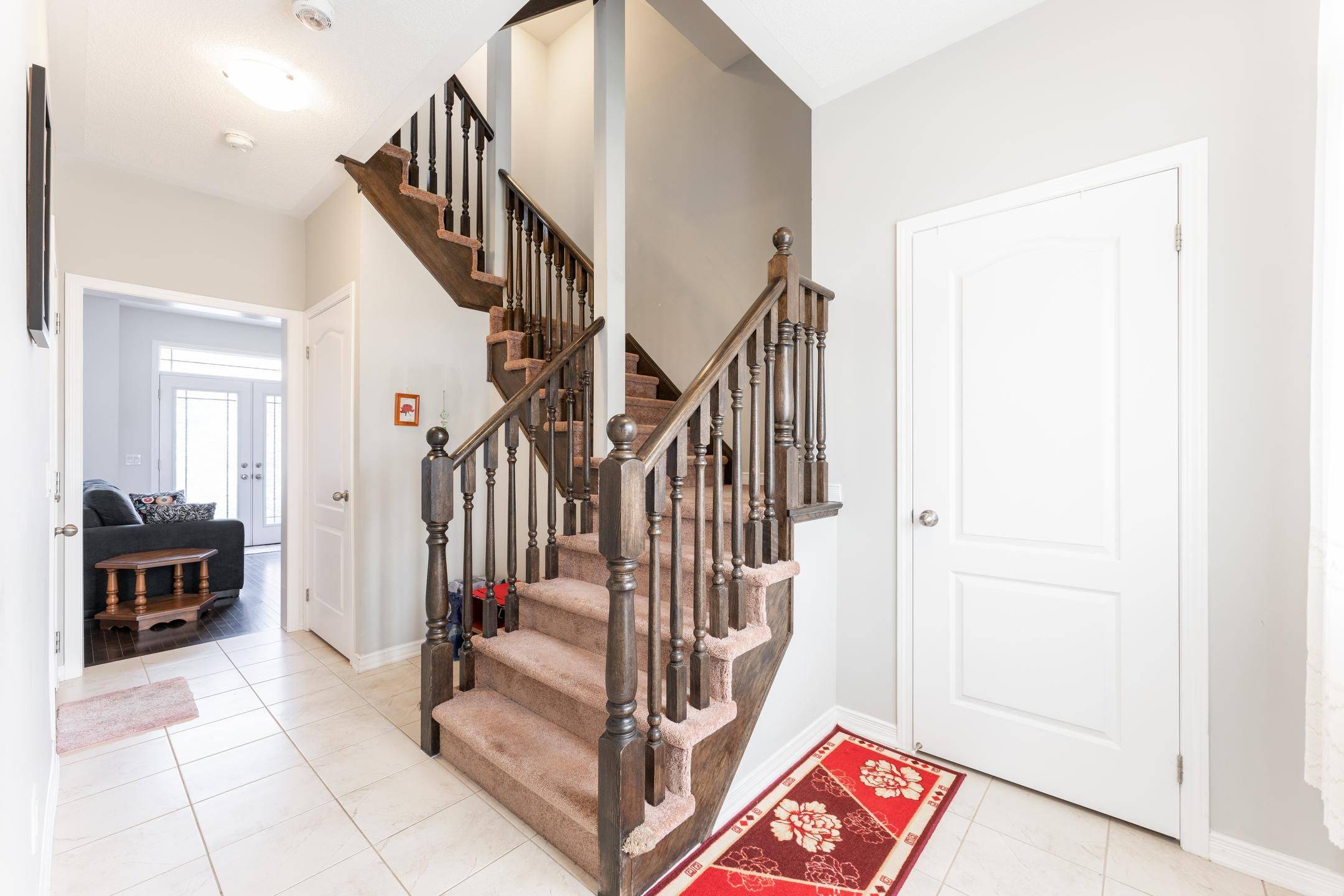 Caledon, ON L7C 4C9,404 Dougall AVE