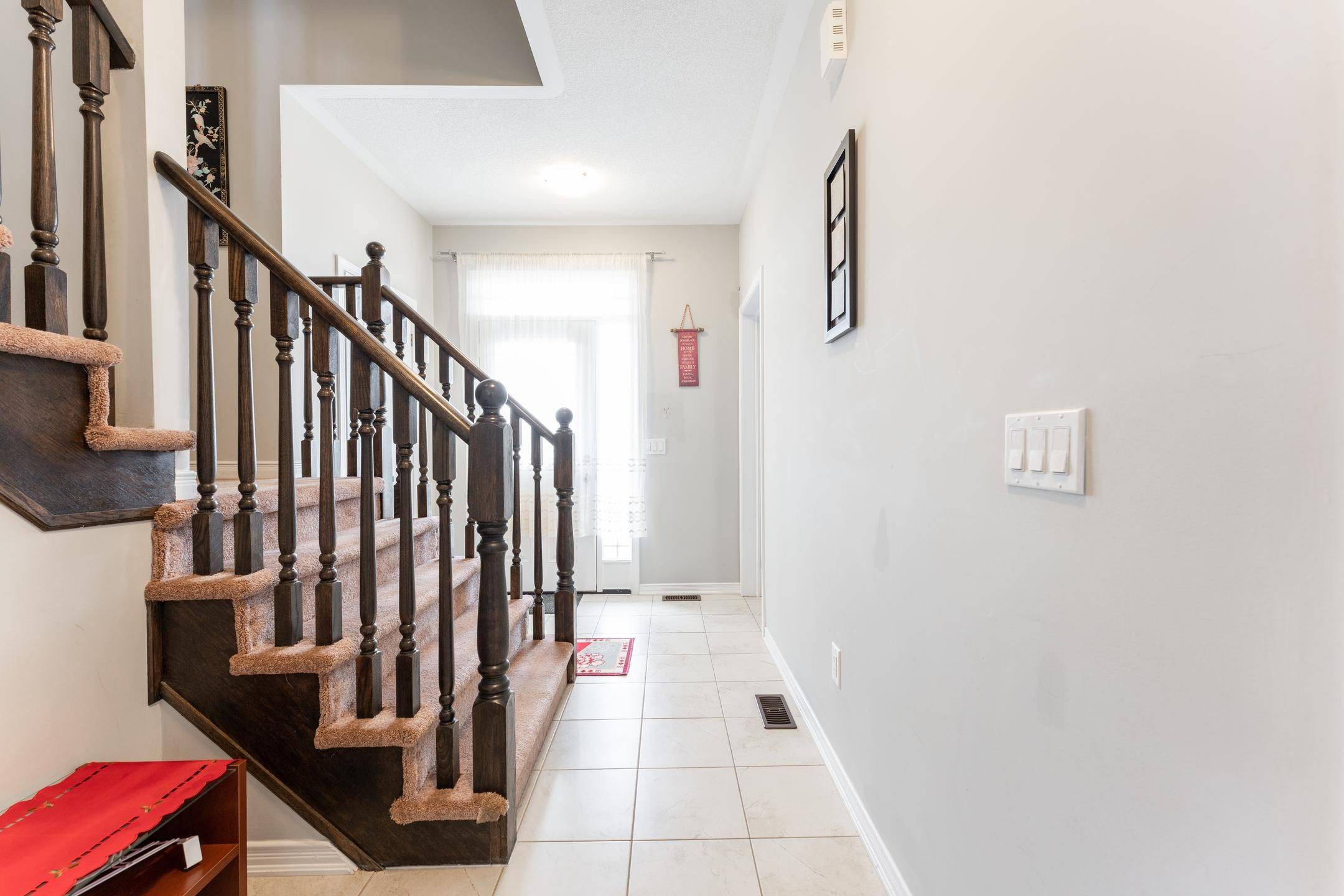 Caledon, ON L7C 4C9,404 Dougall AVE